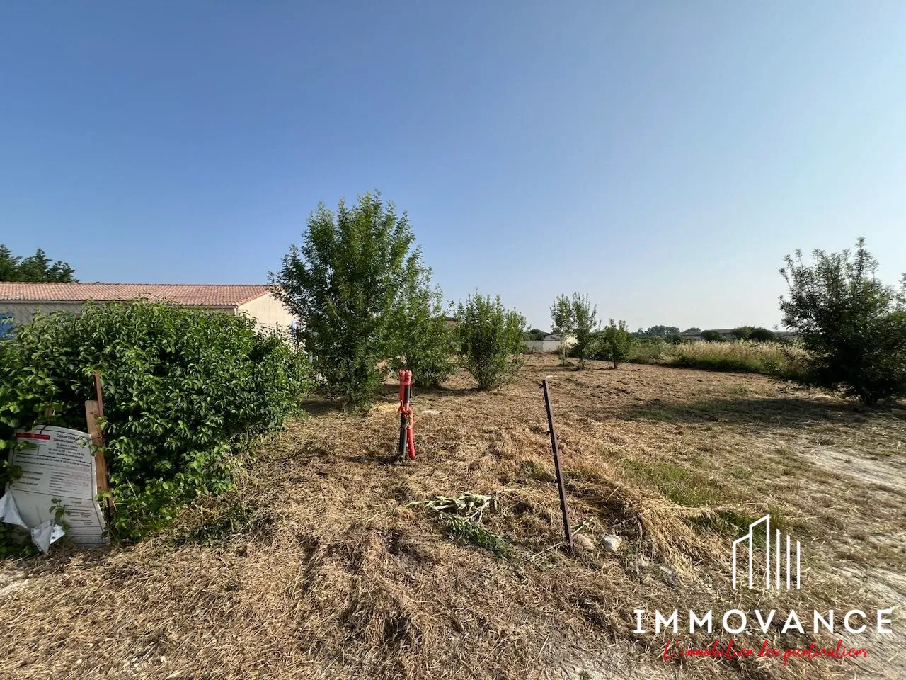 Terrain constructible viabilisé de 243 m² à Saint-Géniès-de-Malgoirès 