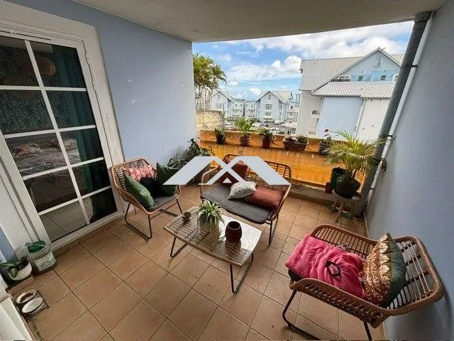 Magnifique appartement T2 au Tampon avec terrasse et parking privé 