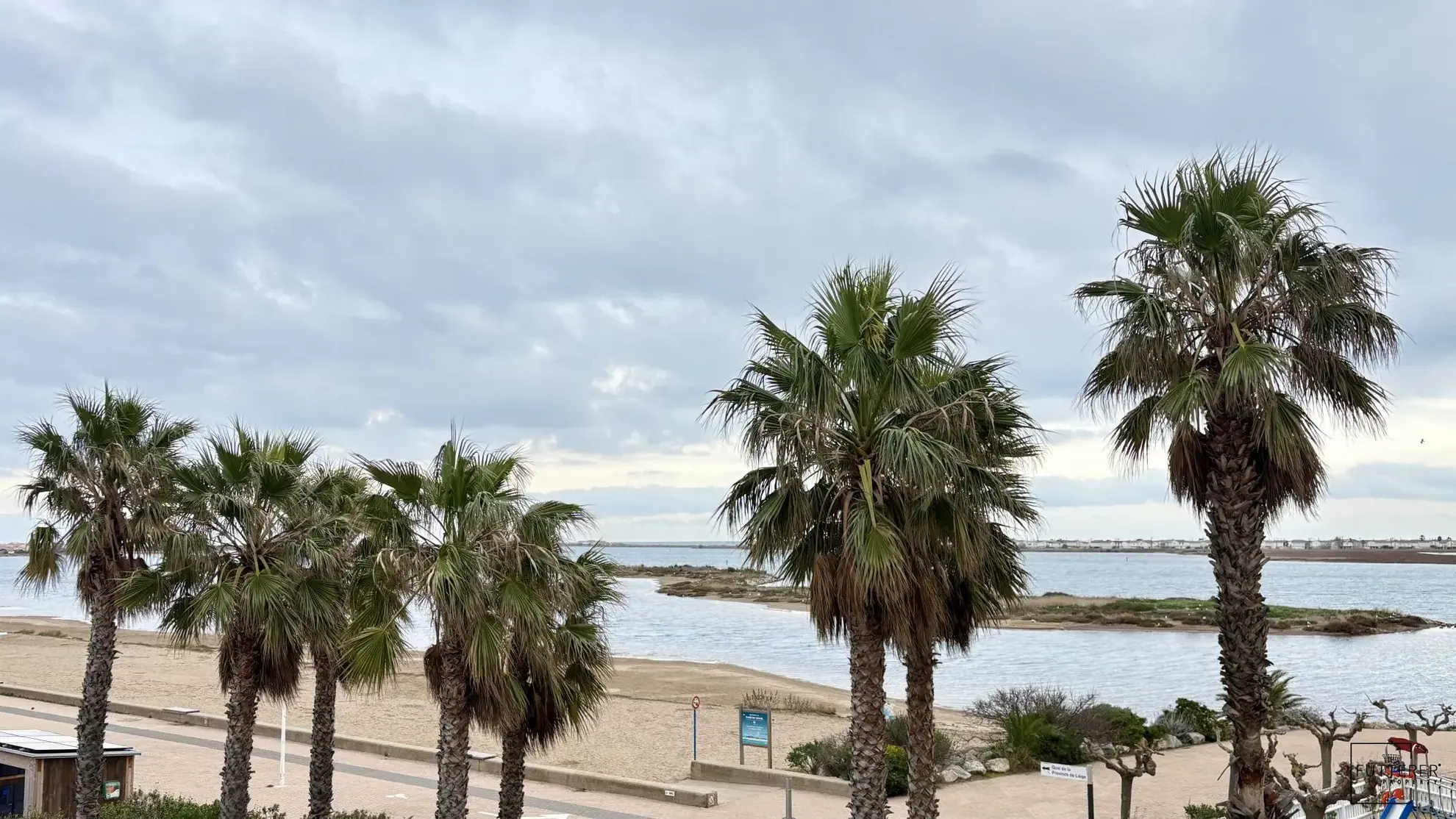 Vente appartement T2 avec cabine et vue mer à Gruissan - Grazel 