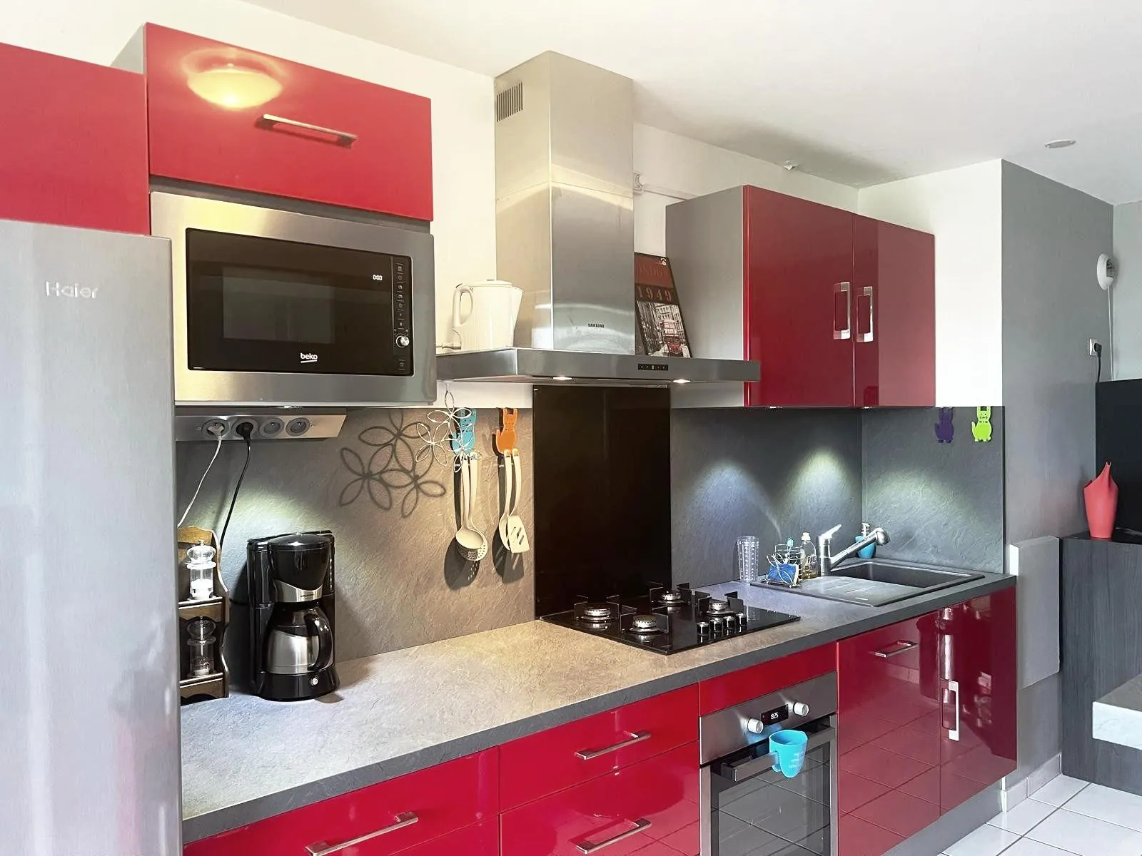 Bel appartement F3 lumineux avec deux balcons à Saint-Étienne, proche du Parc de l'Europe 