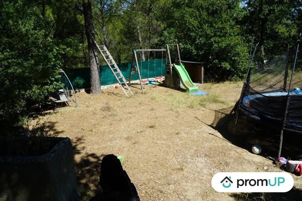Terrain constructible de 488 m² à La Roque-d'Anthéron — Opportunité idéale 