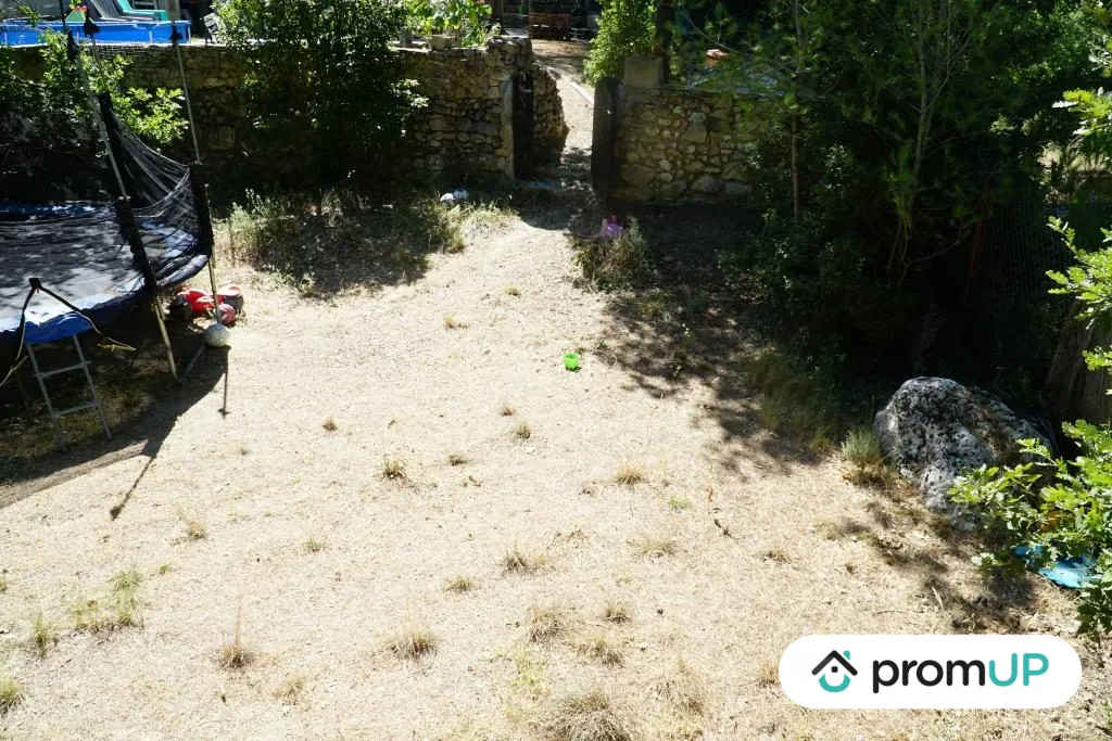 Terrain constructible de 488 m² à La Roque-d'Anthéron — Opportunité idéale 
