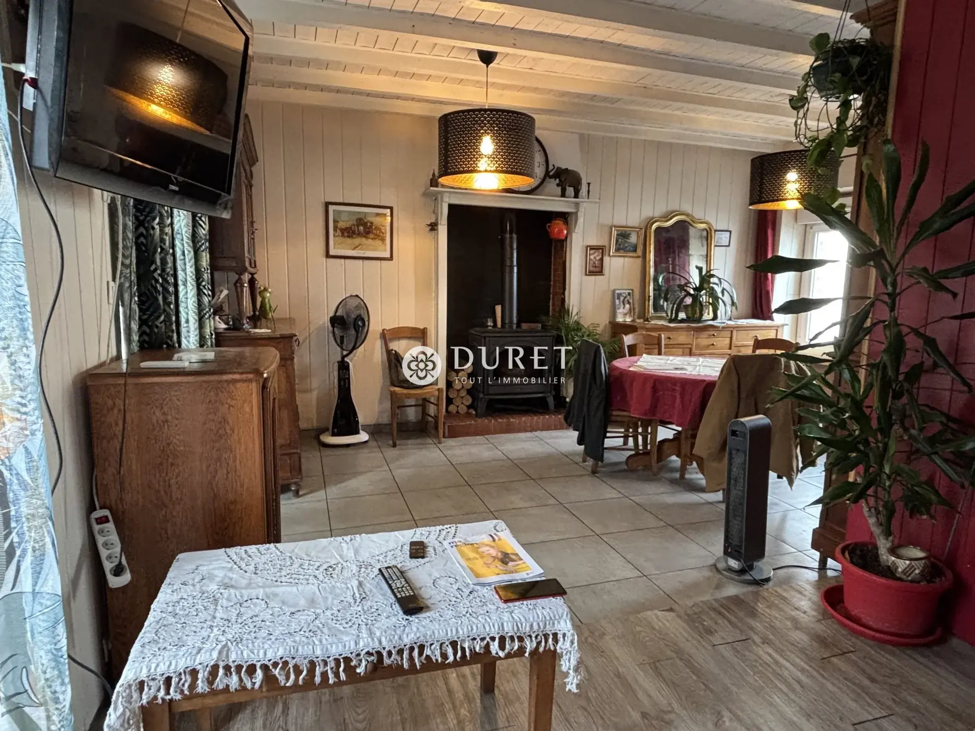 Maison à vendre à GESTE, centre bourg, proche Cholet, 55 m² 