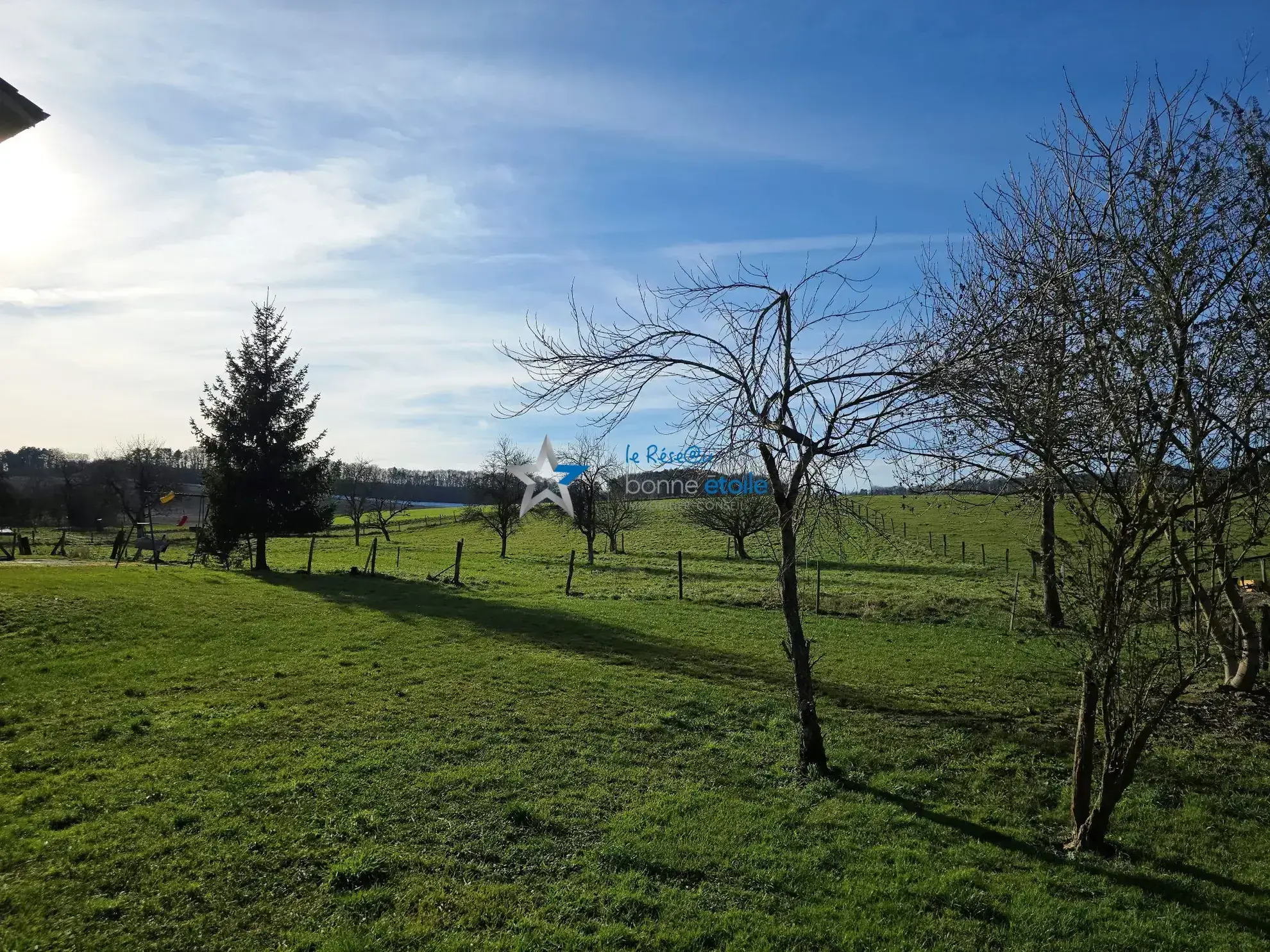 Ancienne ferme avec grand terrain proche de Chaumont - 145 m² habitables 
