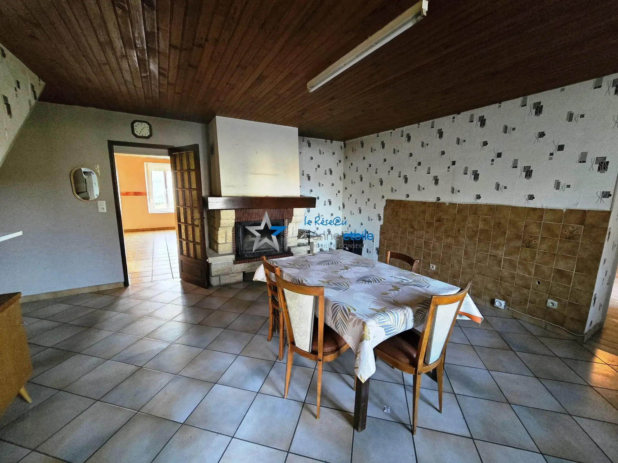 Ancienne ferme avec grand terrain proche de Chaumont - 145 m² habitables 