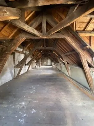 Immeuble à vendre à Pontivy - Opportunité d'investissement avec travaux