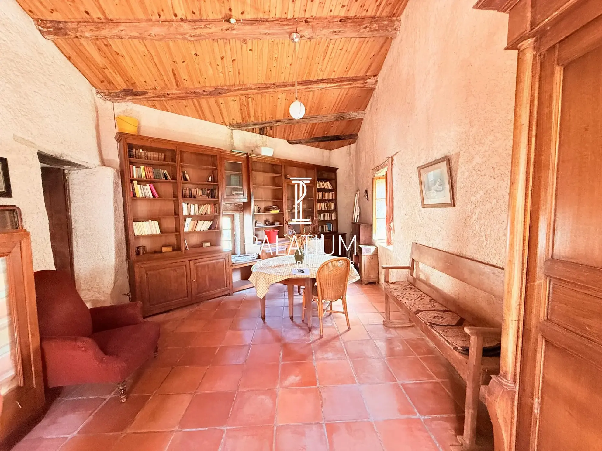 Charmante maison en pierre à vendre dans la vallée du Jabron, 75 m² 