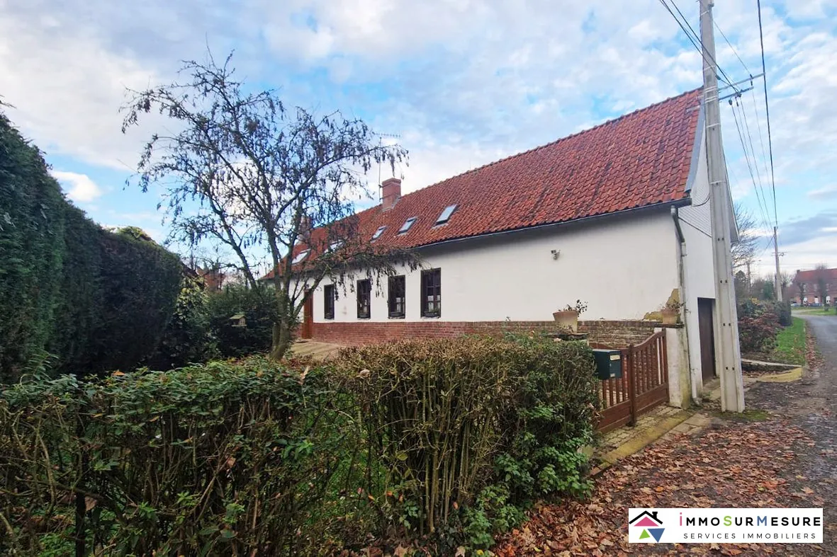 Longère de 145 m² à rénover à Herlin-le-Sec avec garage et jardin