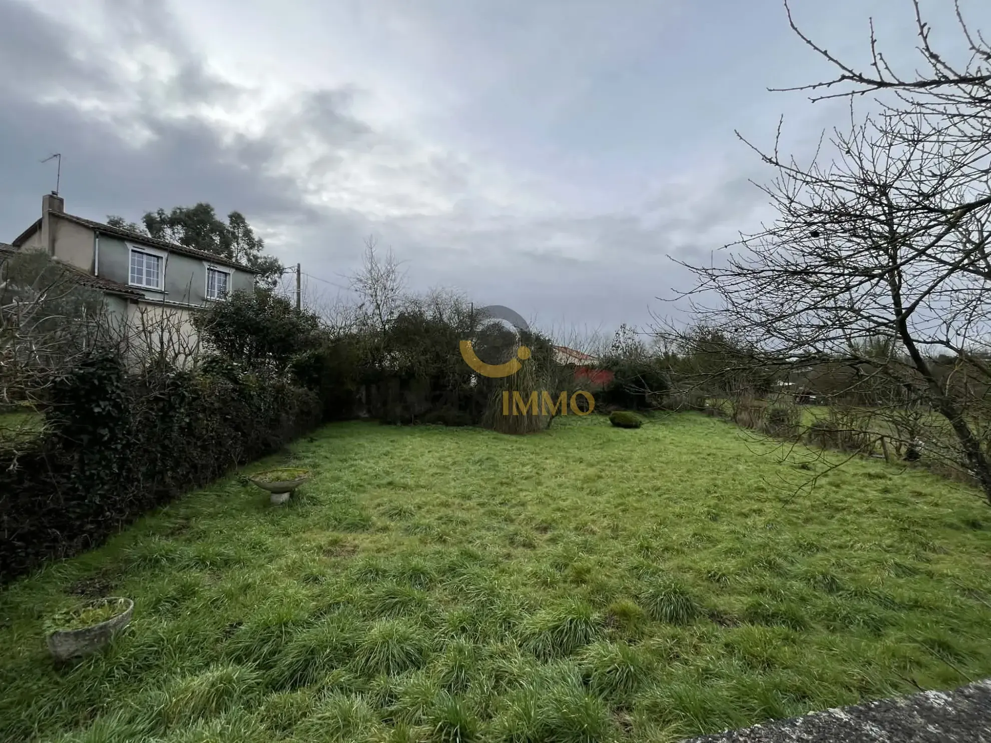 Terrain constructible à vendre à Bressuire - Emplacement privilégié