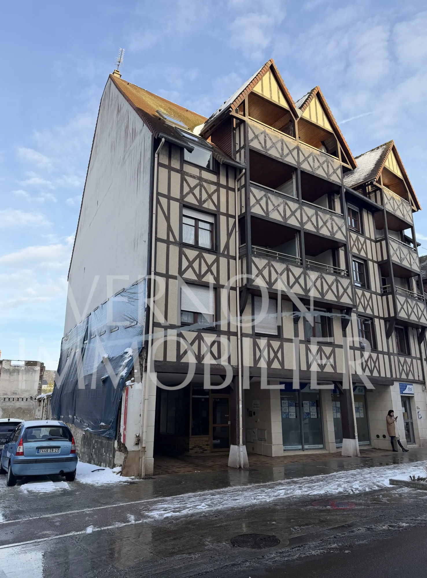 Appartement F2 à vendre à Vernon avec garage et cave, centre-ville