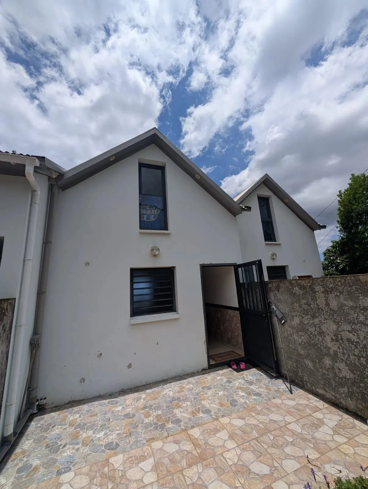 Charmant T3 avec vue mer à Saint-Leu – Idéal résidence ou investissement