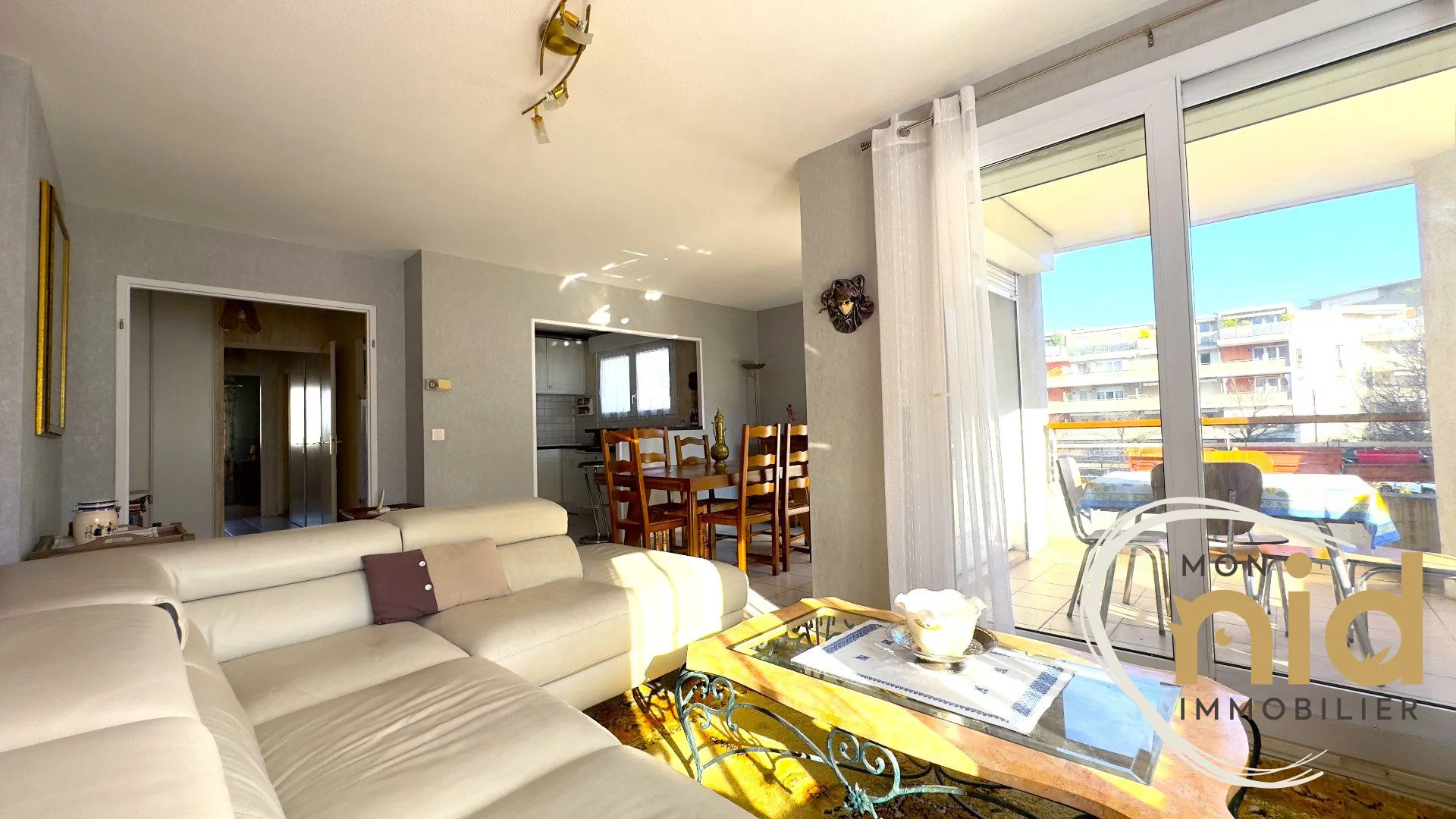 Appartement T4 de 83m² avec terrasse à Échirolles centre