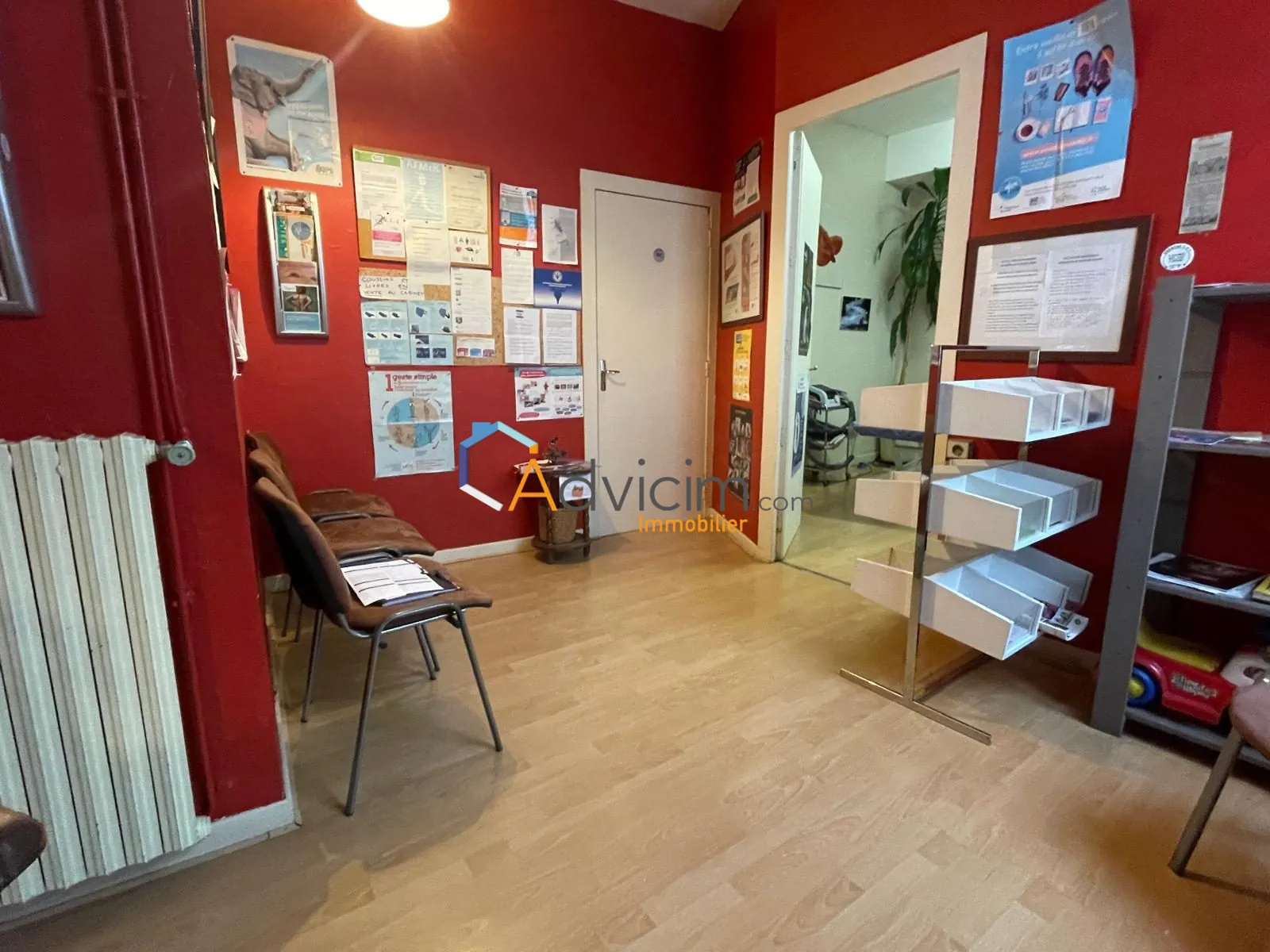 Bureau de 93 m² à vendre à Saint-Chamond - Possibilité d'aménagement