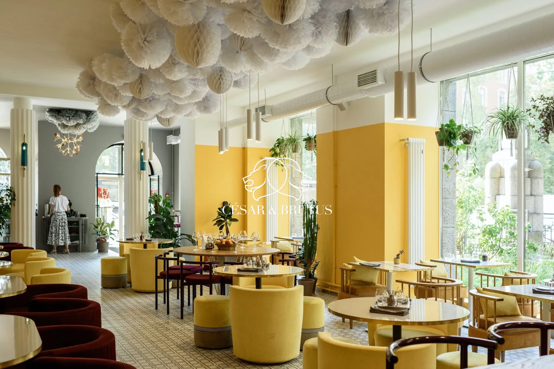 A vendre restaurant avec licence 4 à Lyon 9, 179 m², capacité 80 couverts, terrasse, CA annuel 248 000 € 