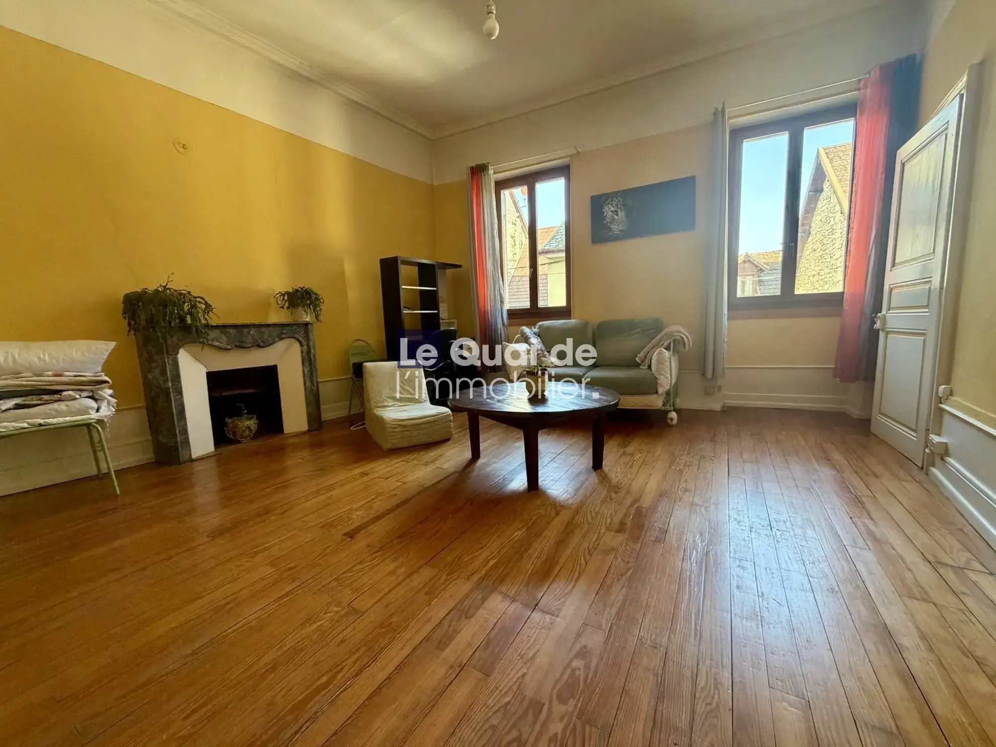 Appartement duplex à Yenne, 65m² avec combles aménageables en centre-ville