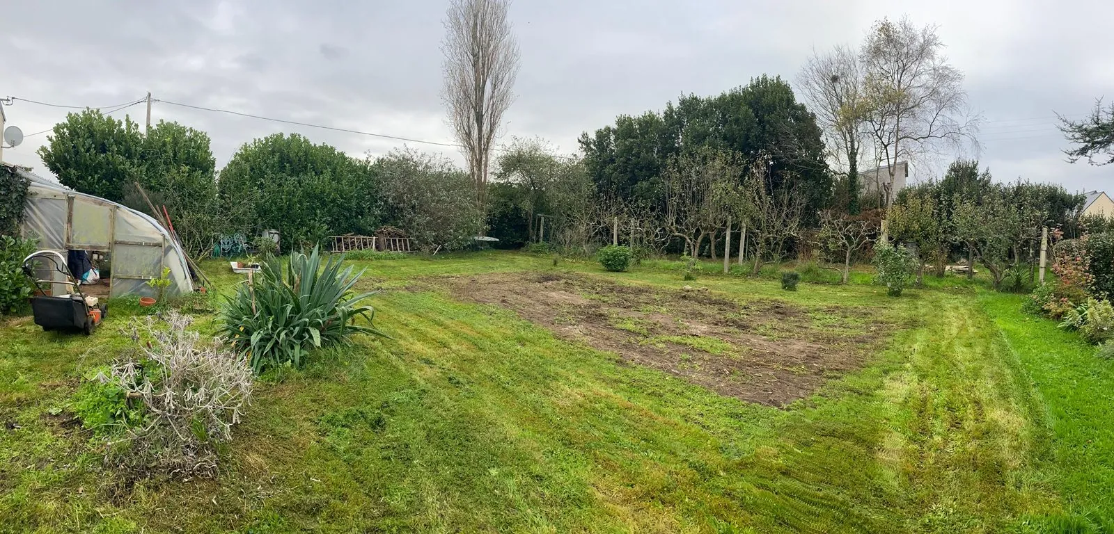 Photo Terrain Terrain constructible de 800 m² à Guisseny, Finistère - Idéal résidence