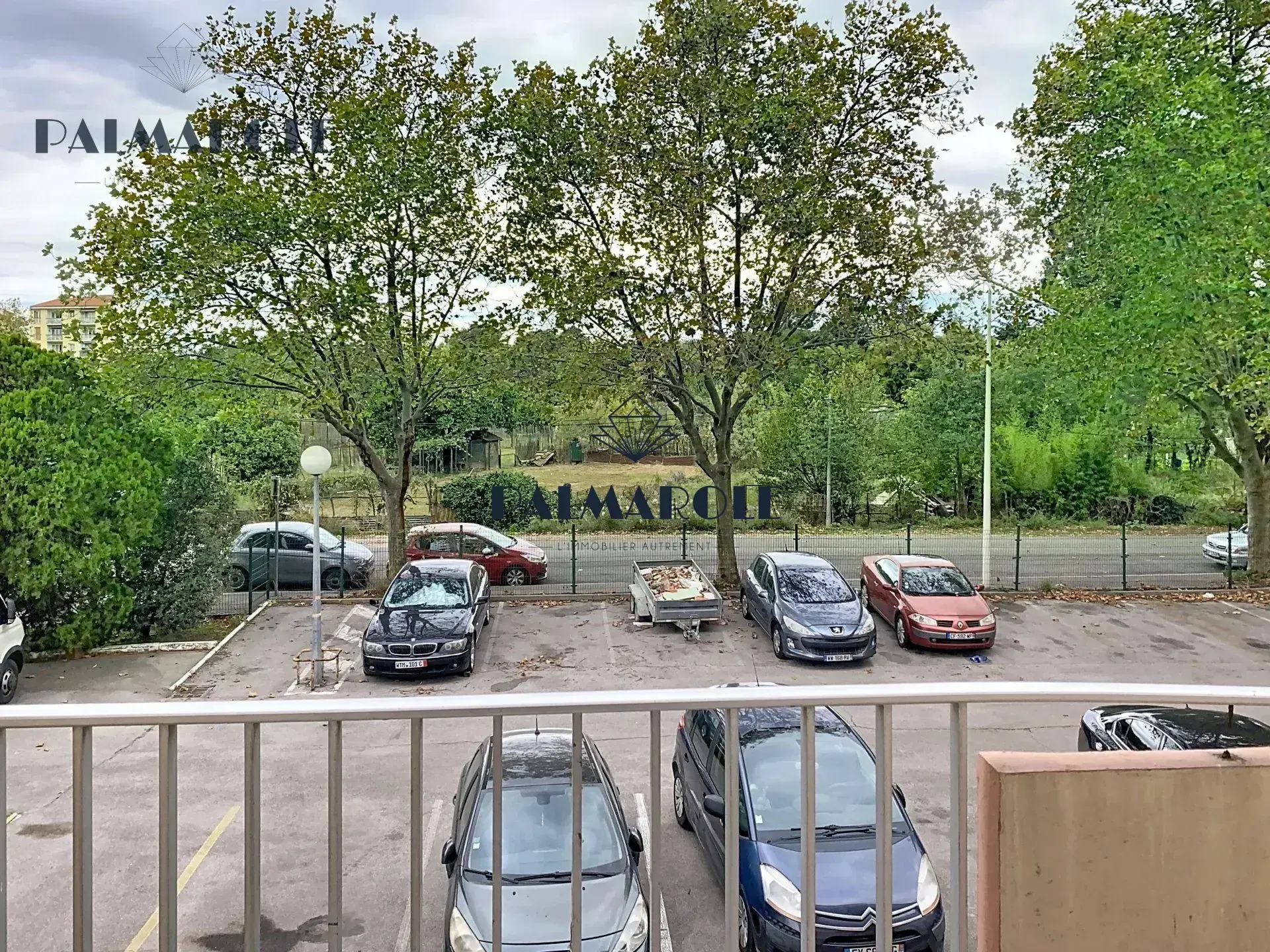 Studio rénové avec balcon dans le quartier des Fleurs à Perpignan 