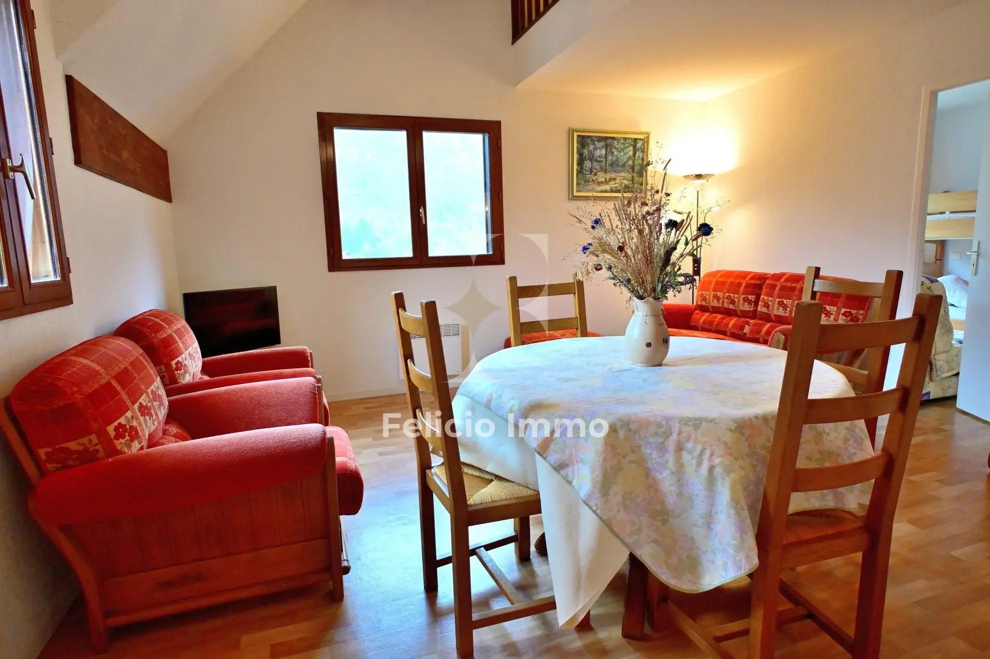 Appartement Duplex avec Balcon et Garage près du Boréon à Saint-Martin-Vésubie 