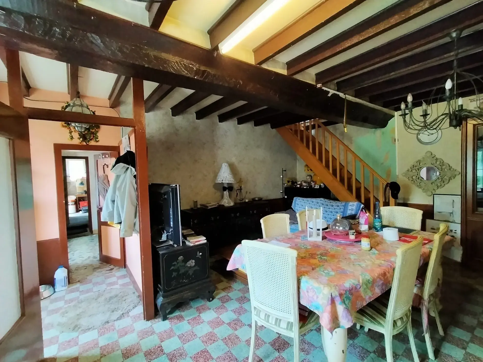 maison à vendre Courcité cuisine-séjour Maison de campagne avec deux maisons à Courcite, 147 m², proche commodités 