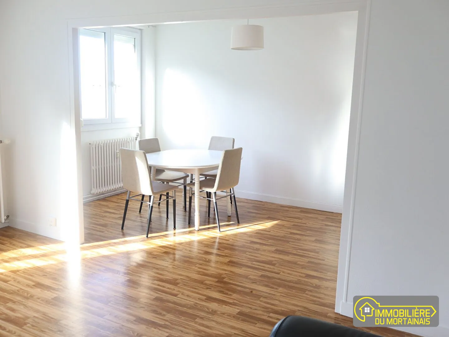 Appartement de 64 m² à Mortain-Bocage avec balcon et parking 