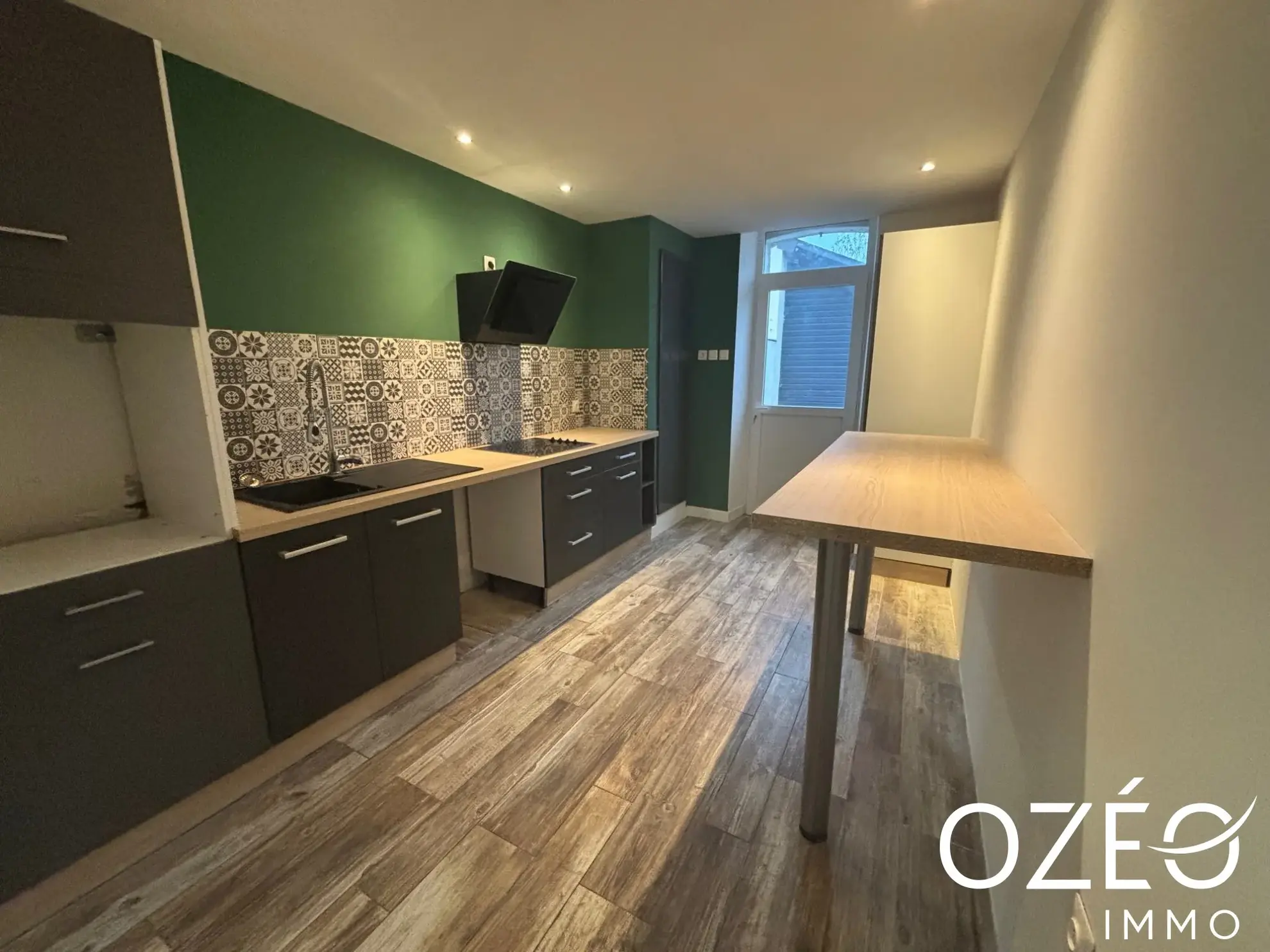 Maison de Bourg à Maumusson avec dépendance et terrasse - 108 m² 