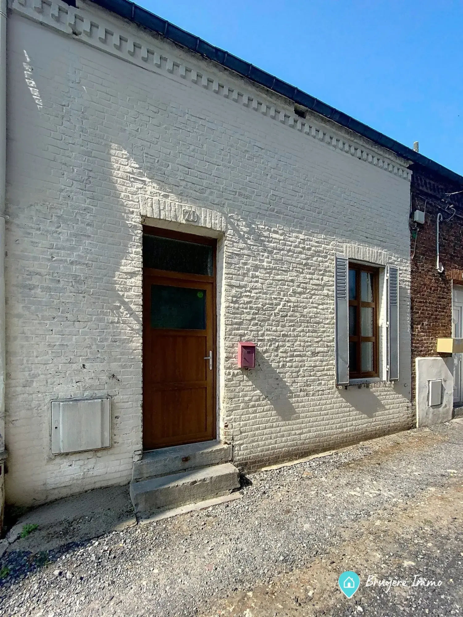 Maison à vendre à Hirson – 3 chambres, cour, rénovée, prix attractif