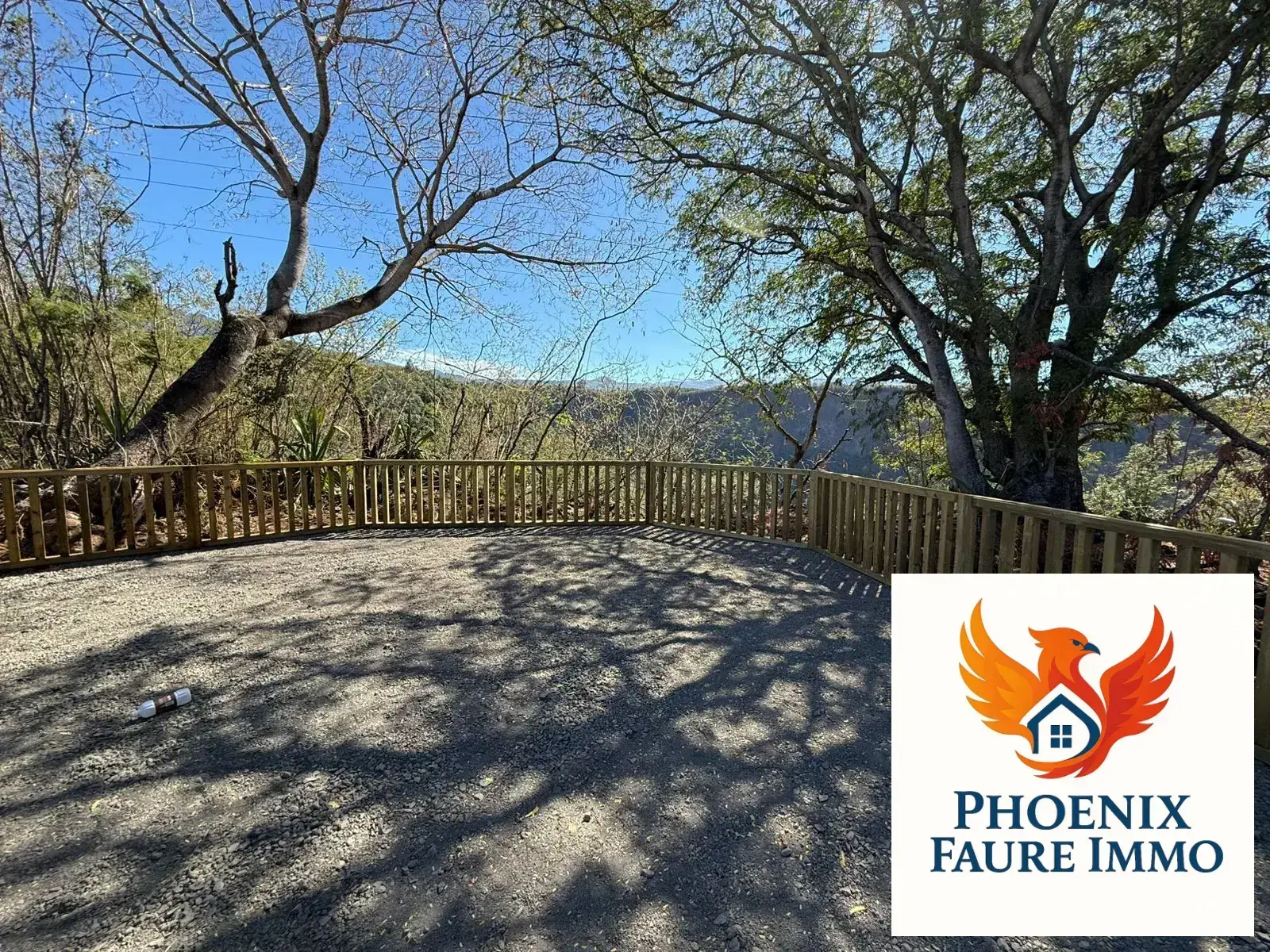 Terrain constructible viabilisé de 215 m² à Saint-Louis