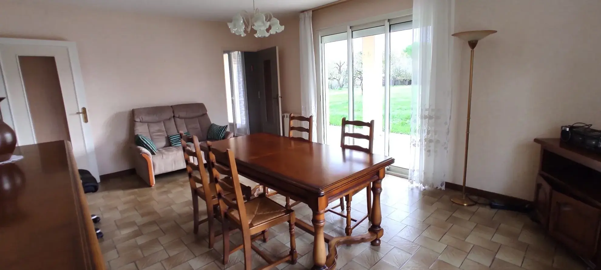 Maison 3 chambres avec garage et terrain à Les Gonds près de Saintes 