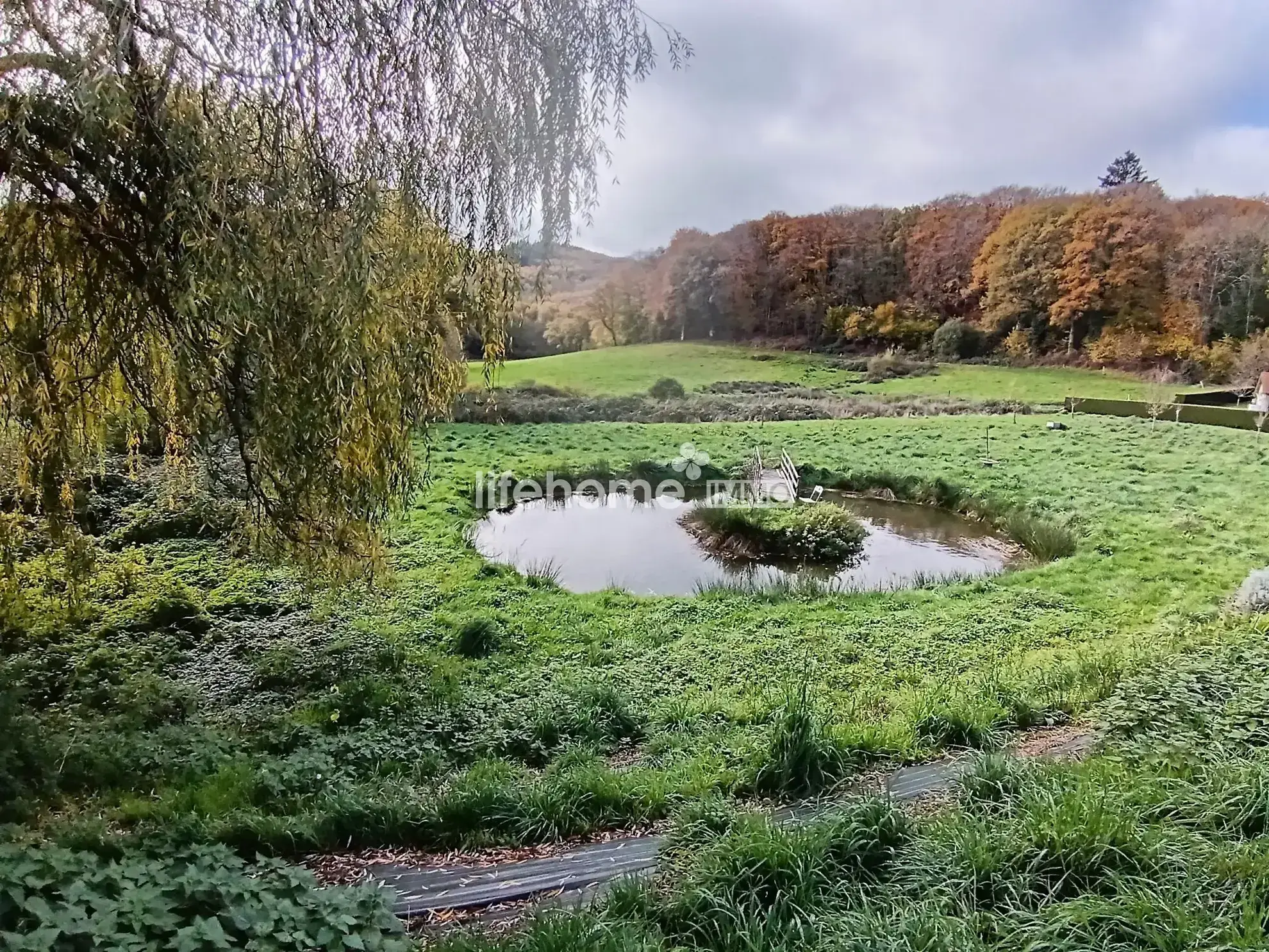 Grange en pierre avec Terrain Constructible en pleine campagne près de Guéret 