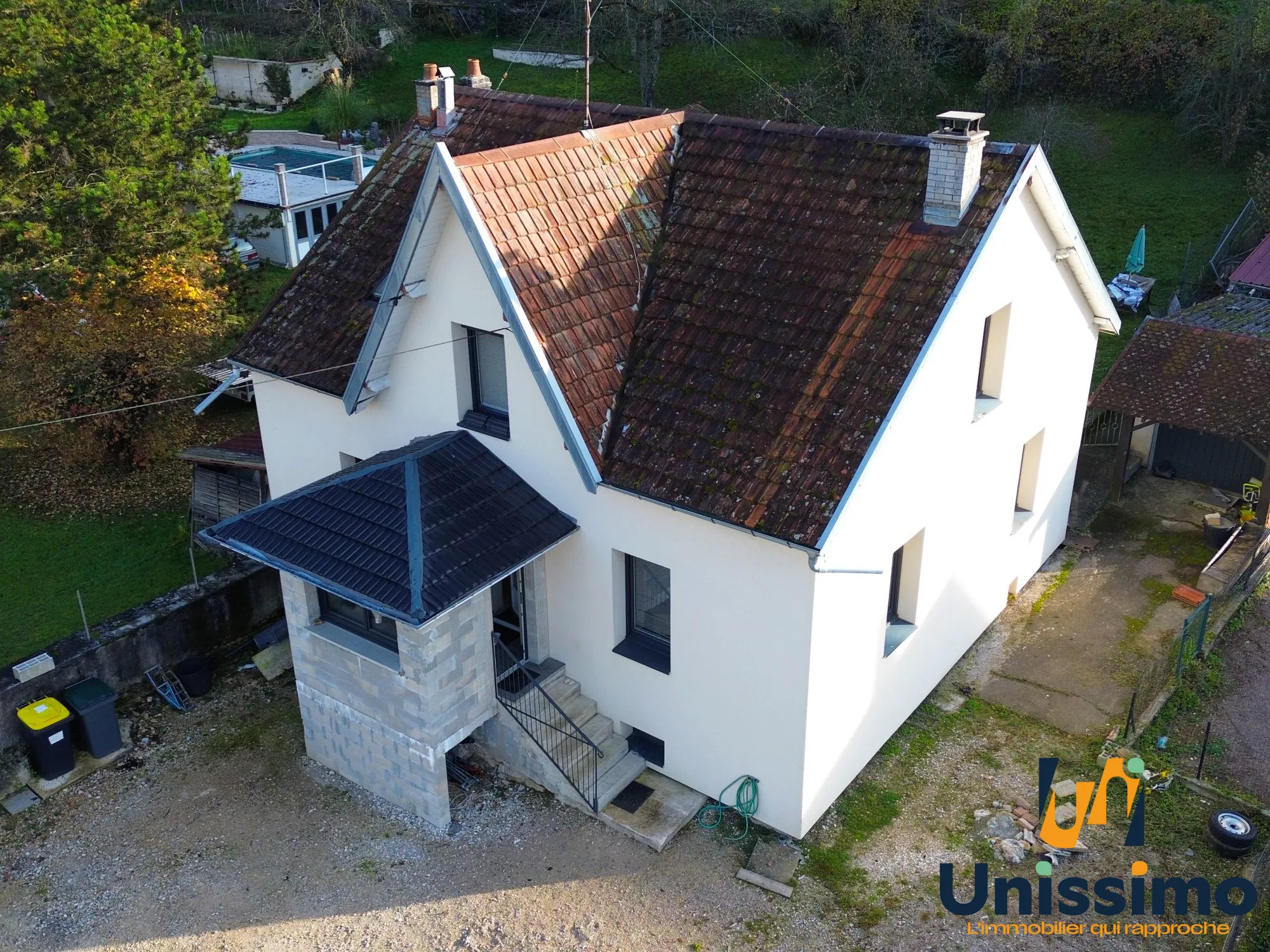 Maison à vendre à Mancenans de 140 m2 avec terrain et rénovations importantes