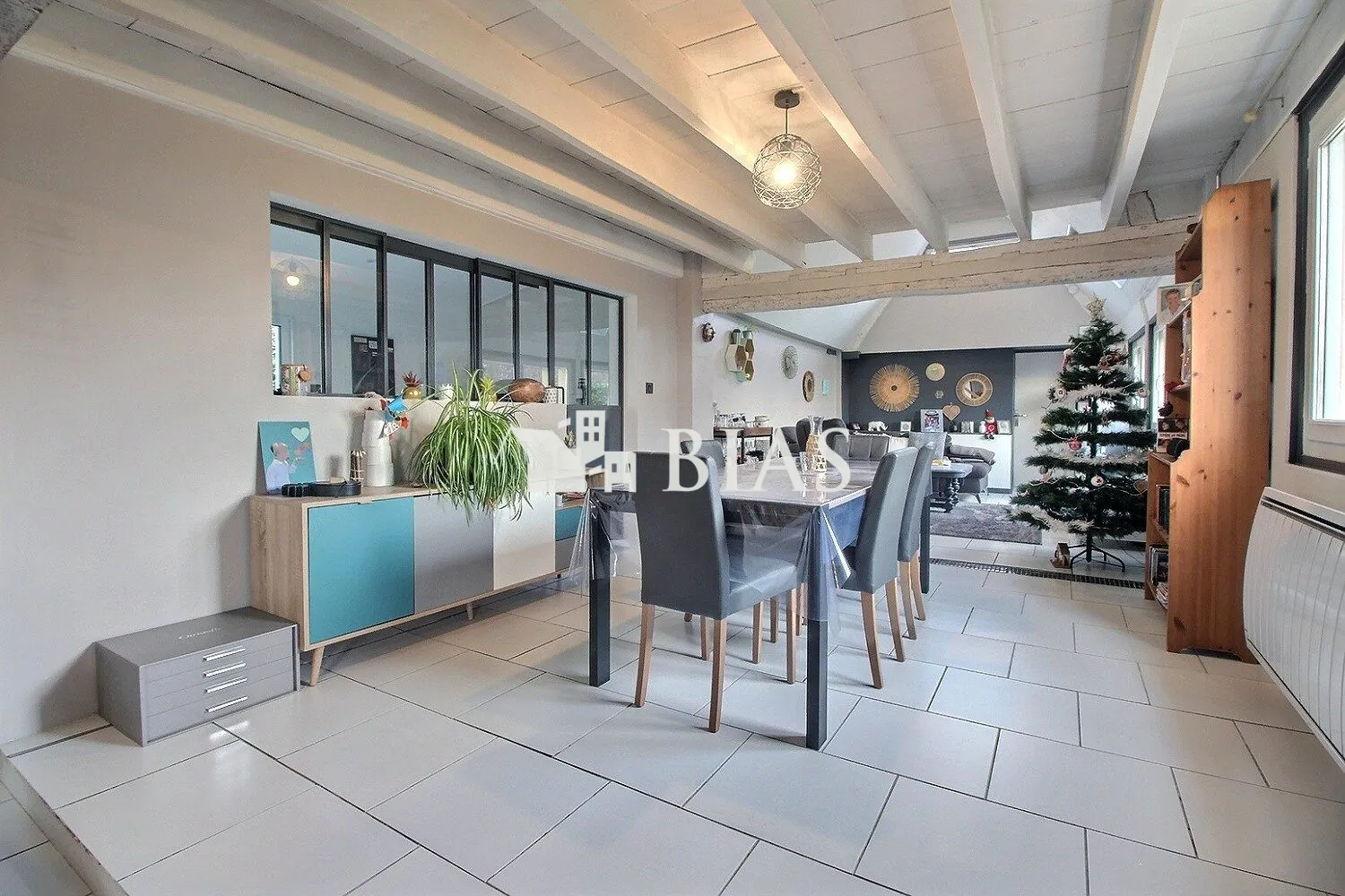 Maison à vendre à Barentin avec jardin et 2 chambres en Normandie