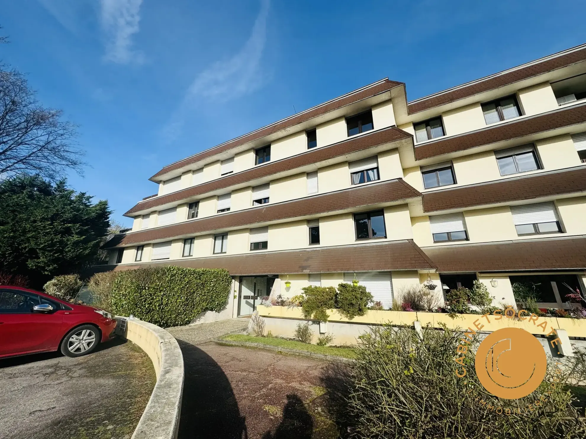 Appartement rénové avec parking et cave à Maxéville proche Nancy