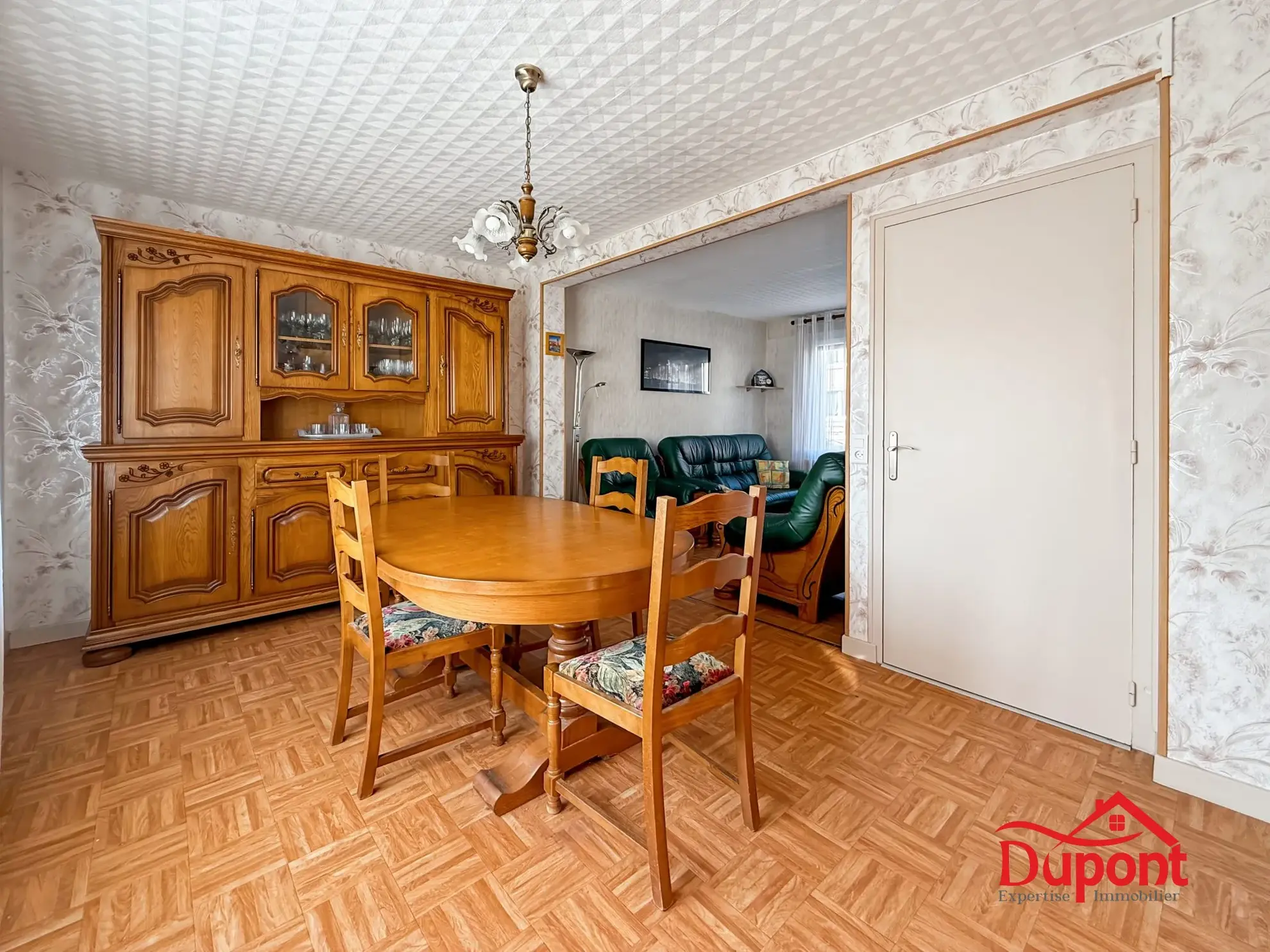 Maison à vendre à Charleville-Mézières avec jardin et garage - Opportunité à saisir