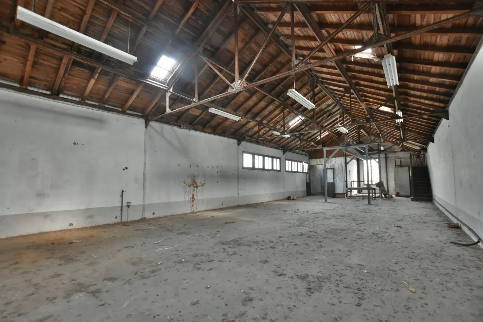 SOUS OFFRE ACCEPTÉE Immeuble à vendre à Dax avec fort potentiel résidentiel et commercial