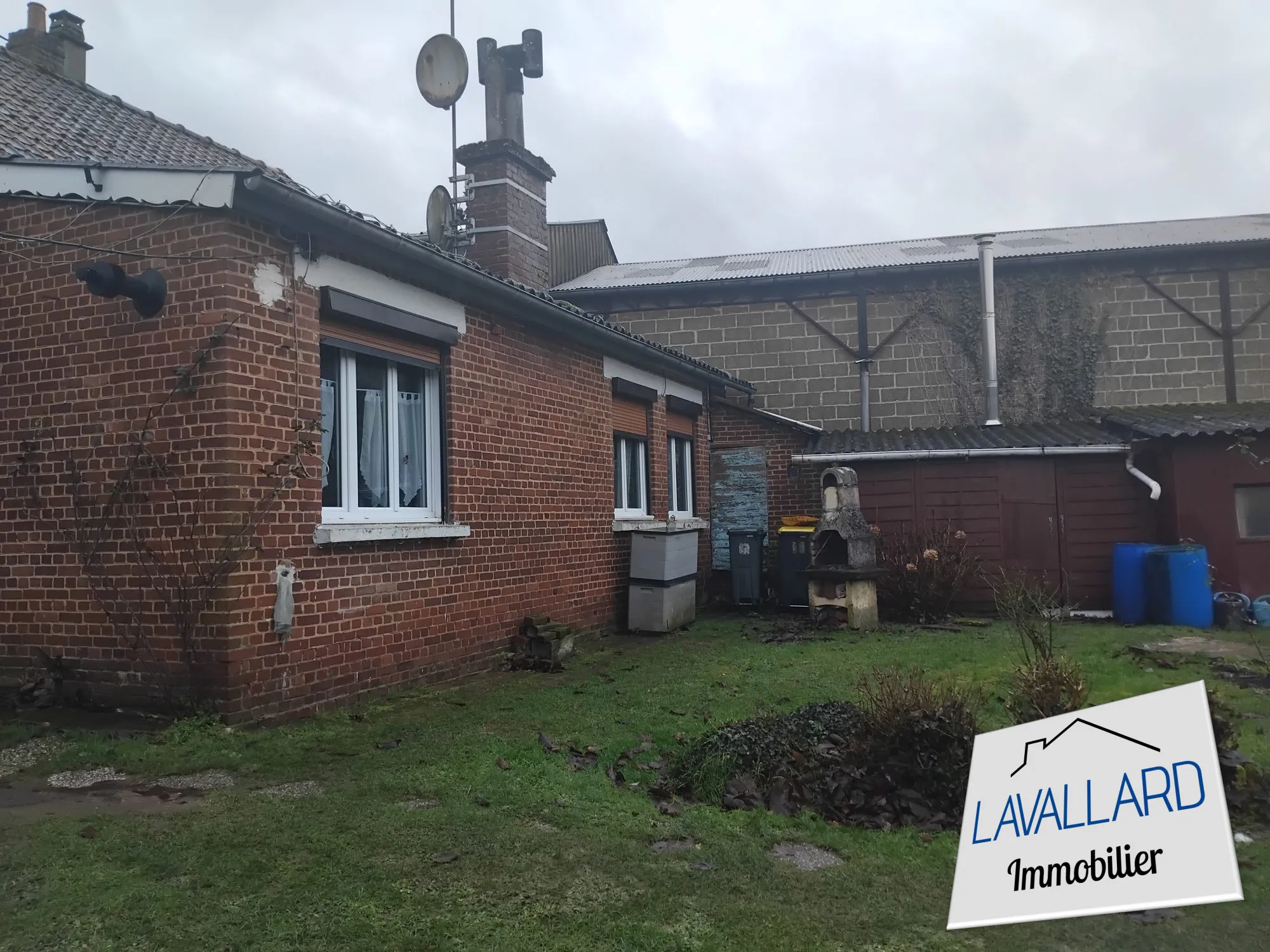 Maison ancienne à Rénover de 85 m² avec Jardin à Authie 80560