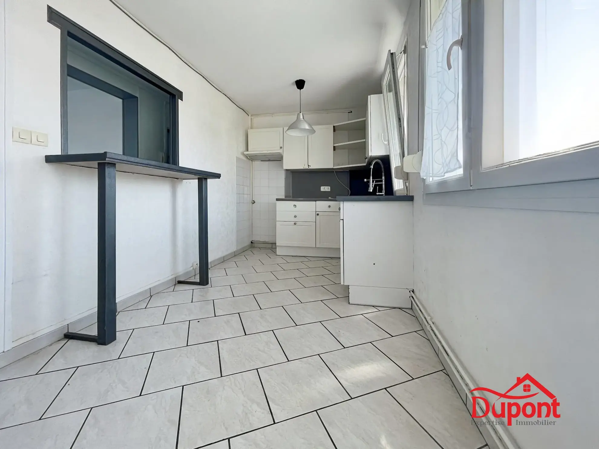 Appartement 2 chambres avec balcon et cave à Saint-Quentin, quartier Remicourt