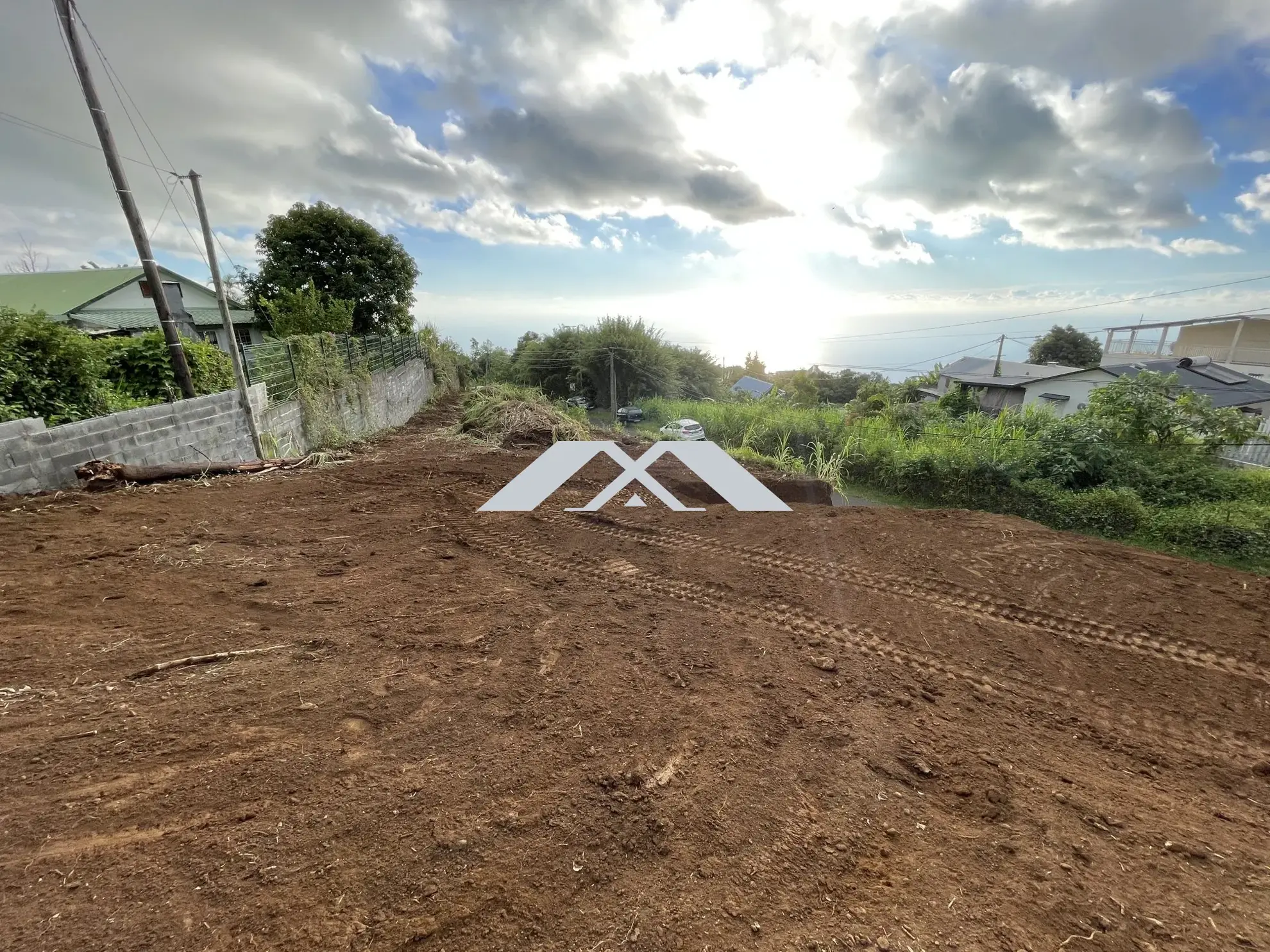 Terrain constructible à La Chaloupe Saint-Leu de 953 m² idéal pour votre projet