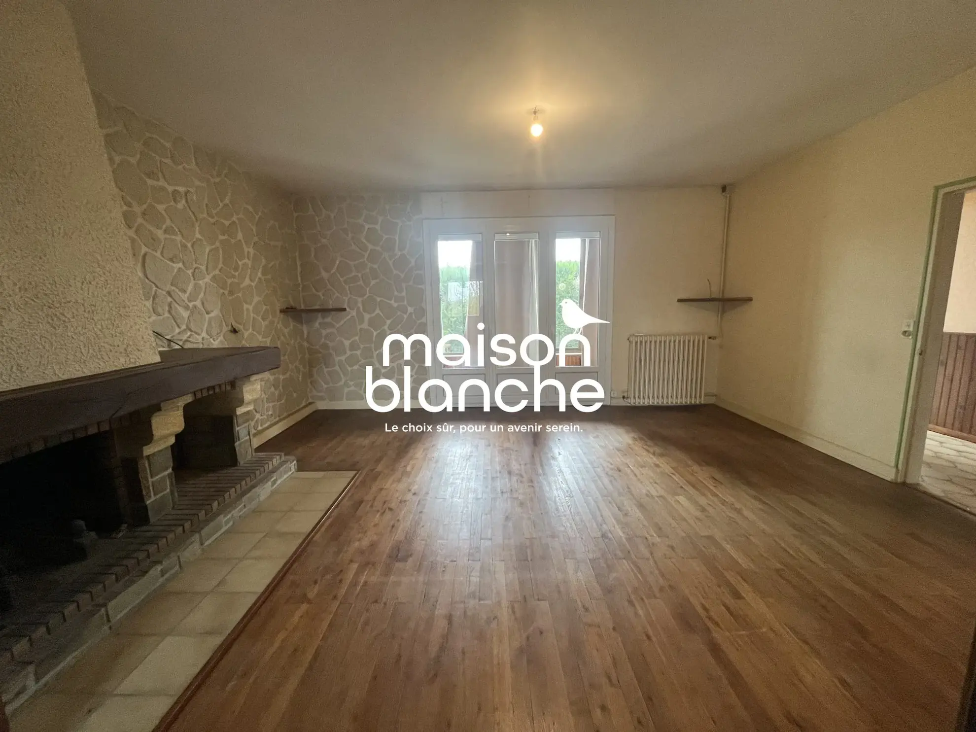 A vendre maison 100 m² à Châtillon-sur-Thouet avec jardin et garage