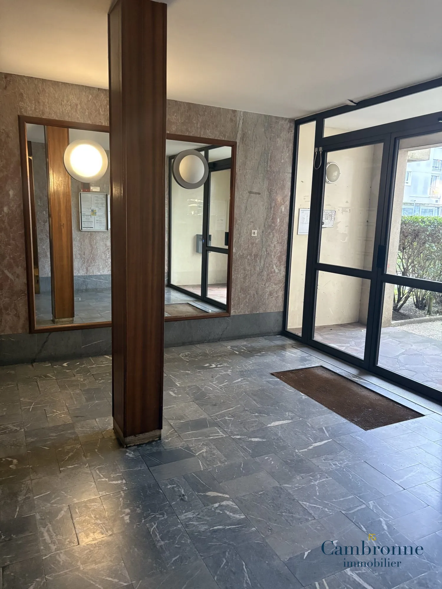 Appartement T3 à vendre à Nantes Ouest avec parking et cave