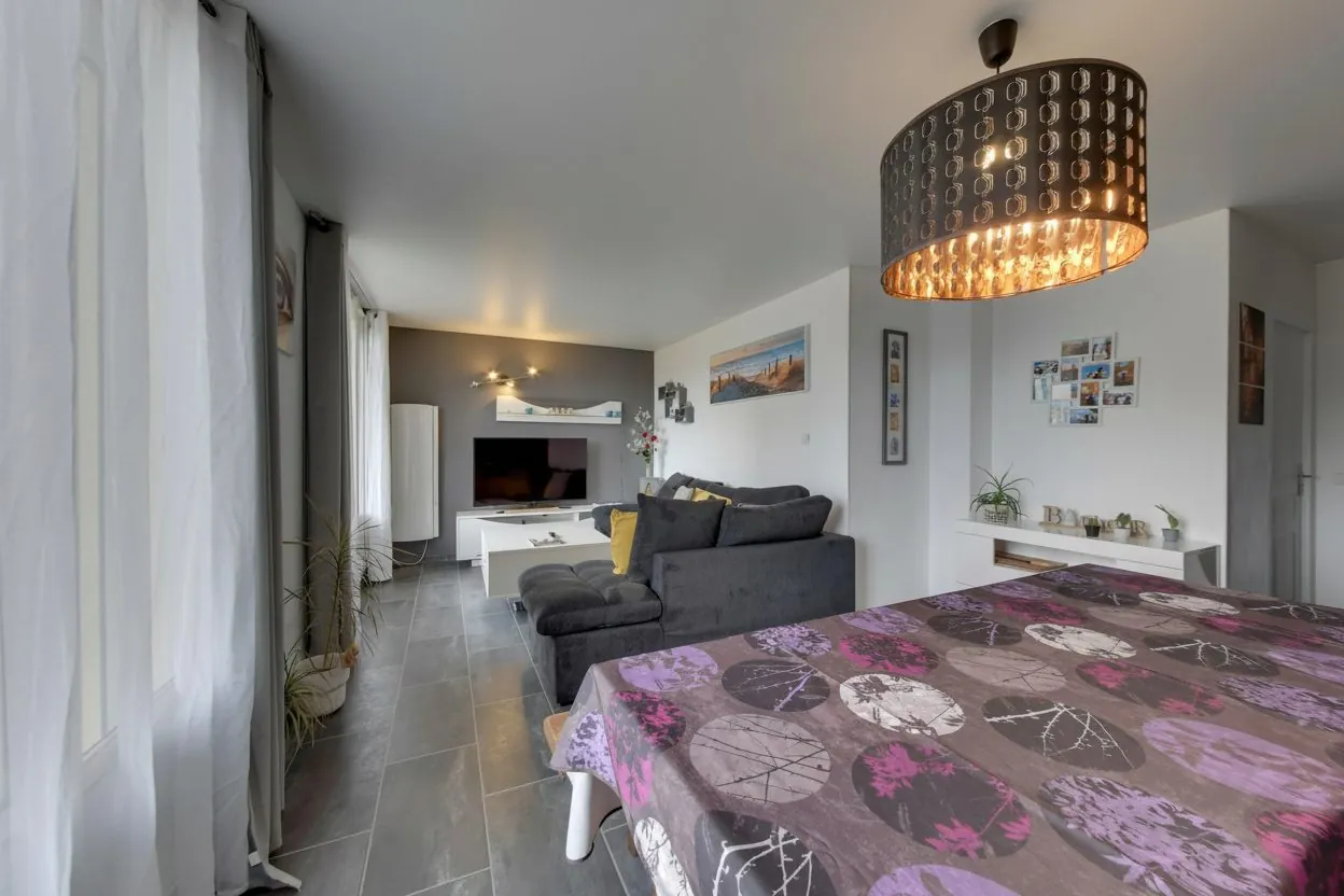 Spacieux appartement T3 avec balcon à Sassenage 