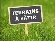 Terrain constructible de 1 111 m² à Saint-Pantaléon avec vue dégagée