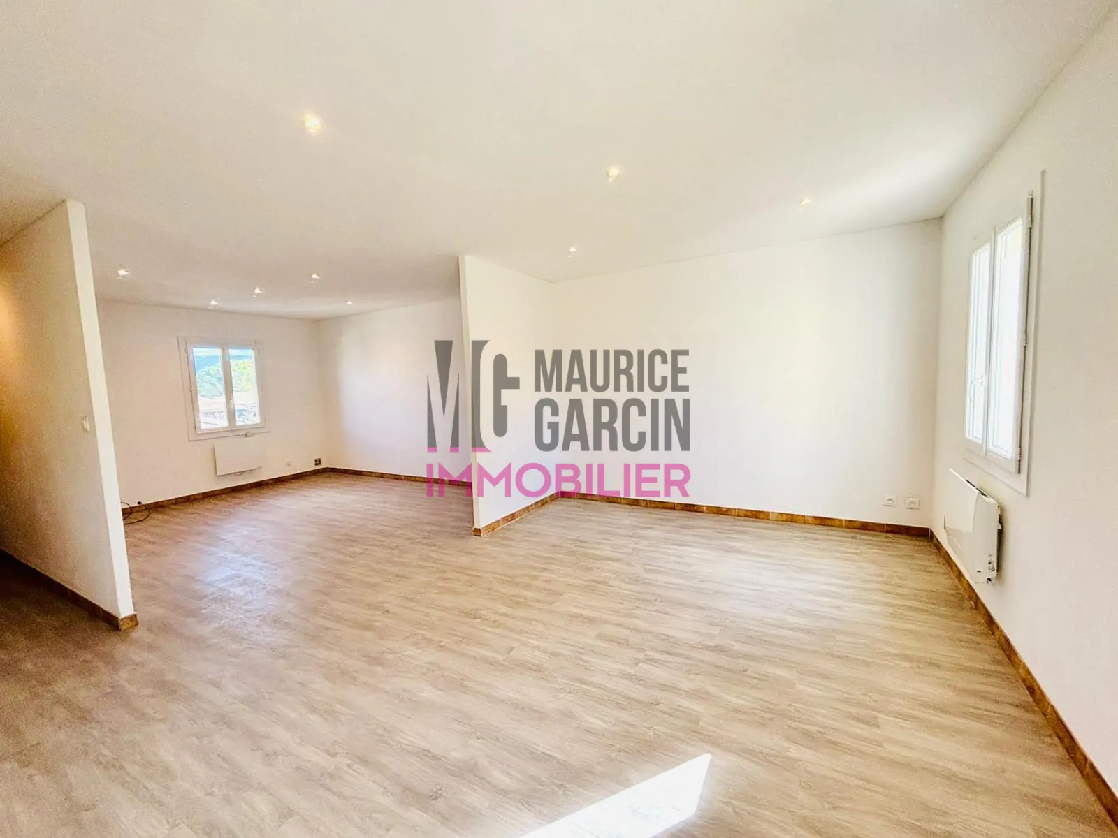 A vendre, à acheter T3 84300 Cavaillon Appartement de luxe de 87,44 m² à Cavaillon avec 2 chambres
