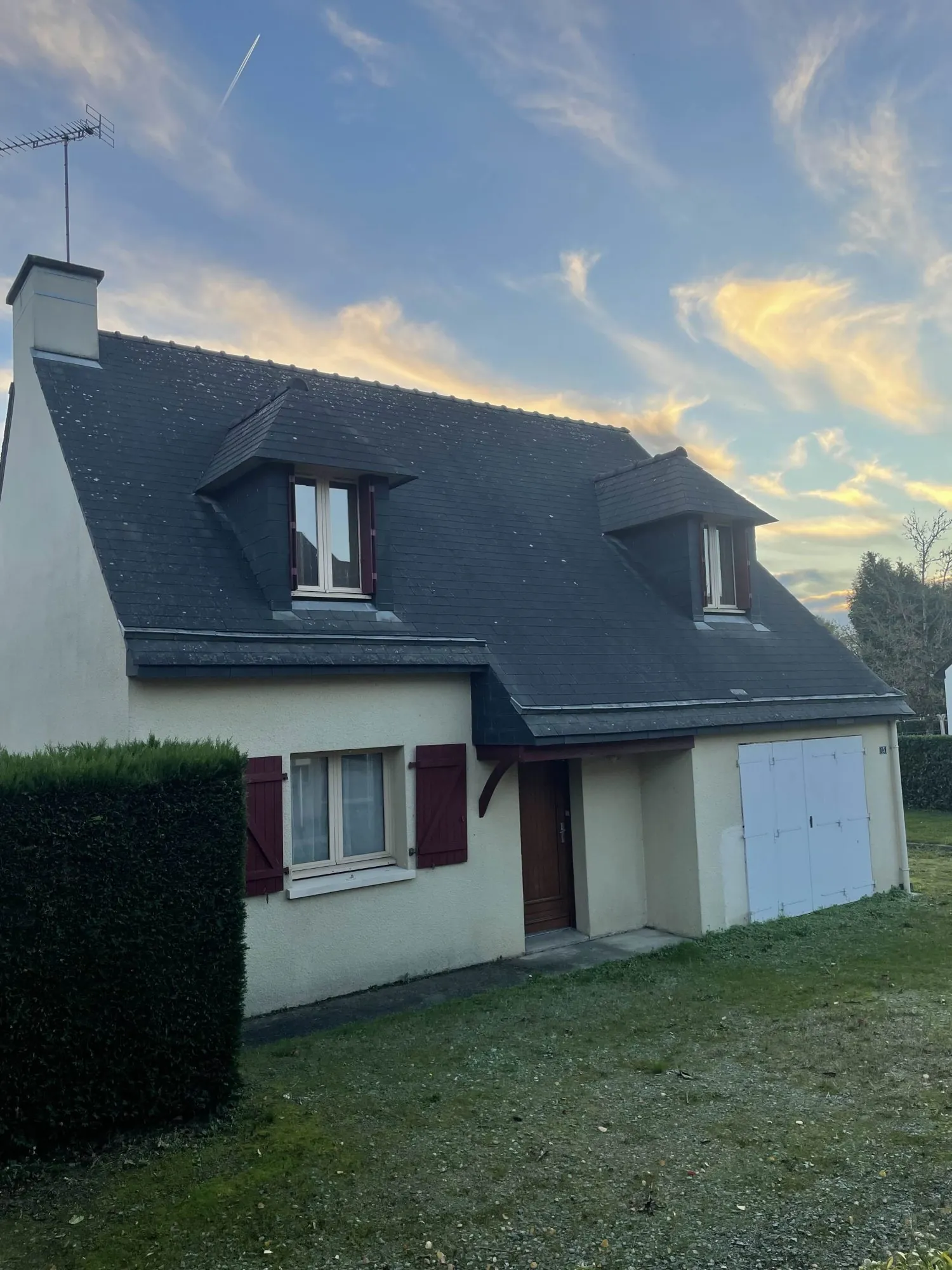 Maison à vendre à Guéméné-Penfao avec 3 chambres, garage et terrain de 742 m²