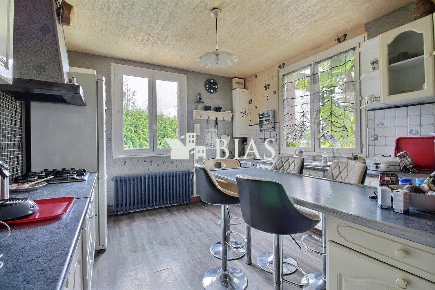 Maison à vendre à Ambourville - 105 m² avec Terrain et Garage 