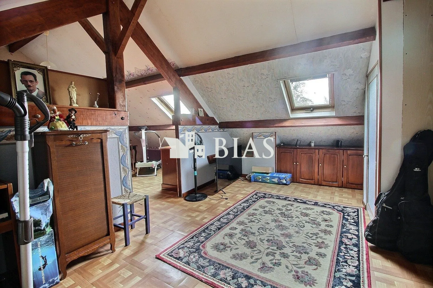 Maison à vendre à Ambourville - 105 m² avec Terrain et Garage 