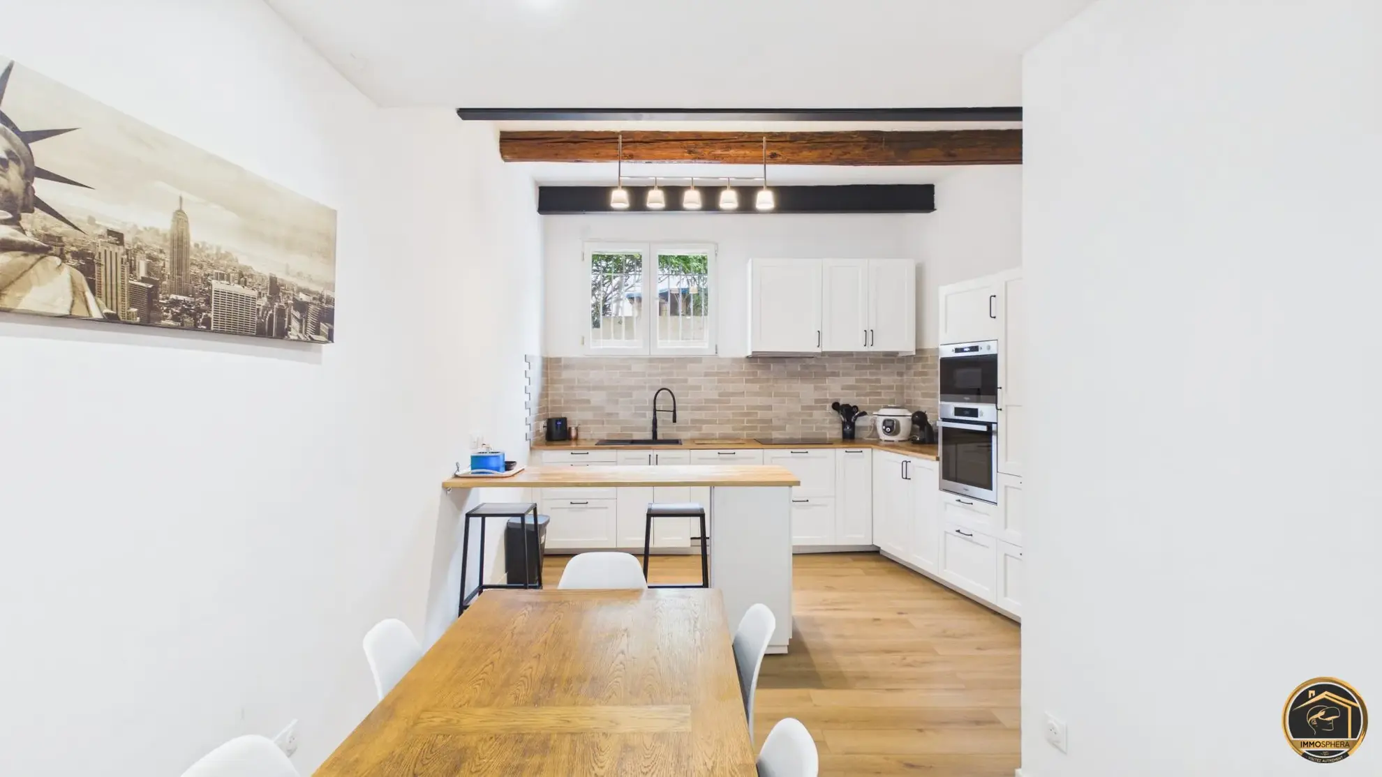 CUISINE/SAM Maison à vendre à Quarante avec 102,72 m², investissement locatif, excellente isolation, rentabilité élevée