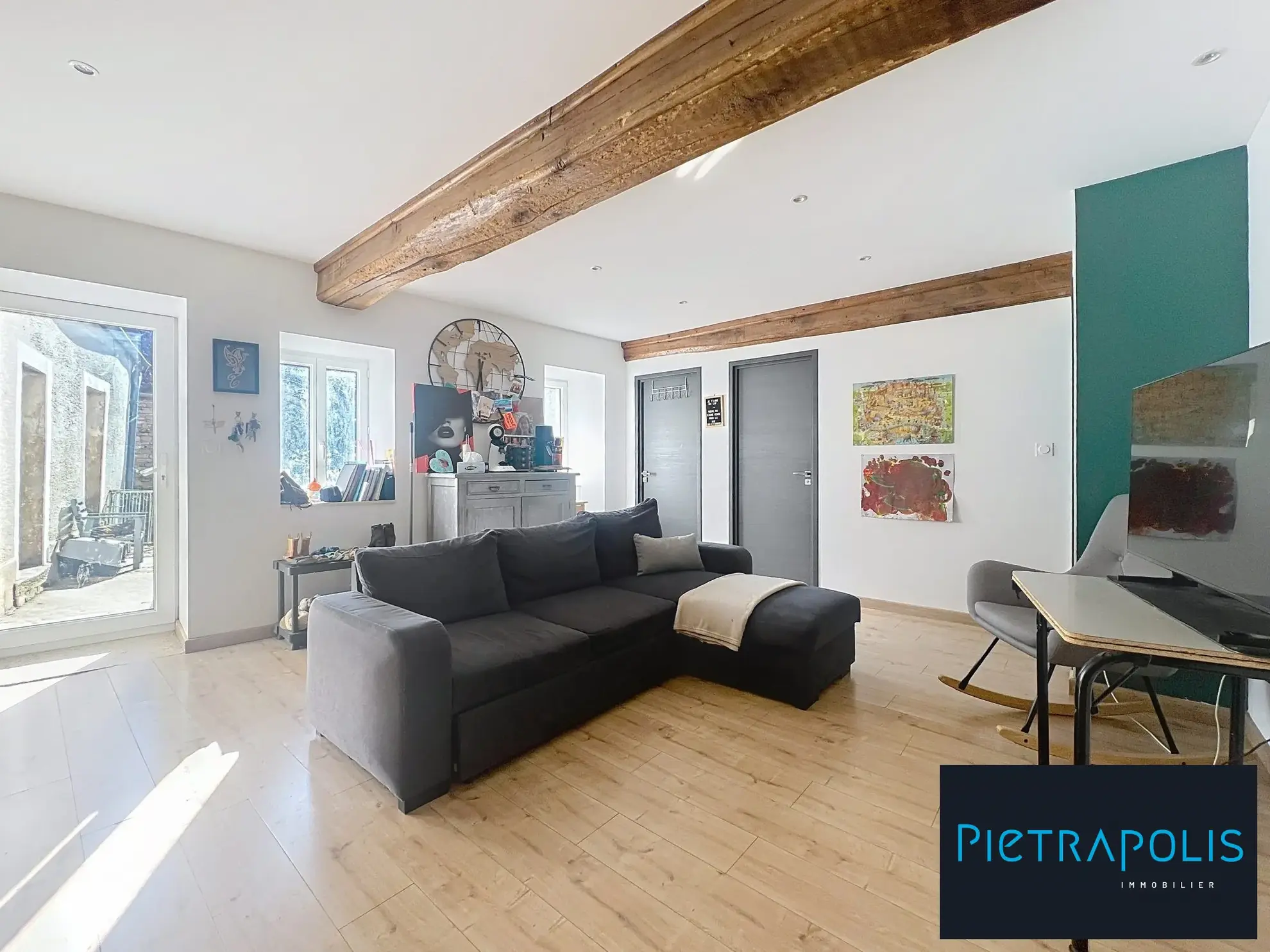 Maison rénovée avec dépendances à La Rochepot (21340)