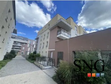 Studio lumineux avec parking à Mennecy - 29 m², idéal investisseur ou primo-accédant