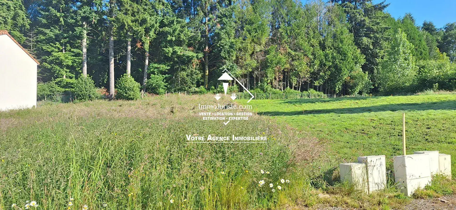 Terrain constructible de 879 m² à Couzeix proche commerces