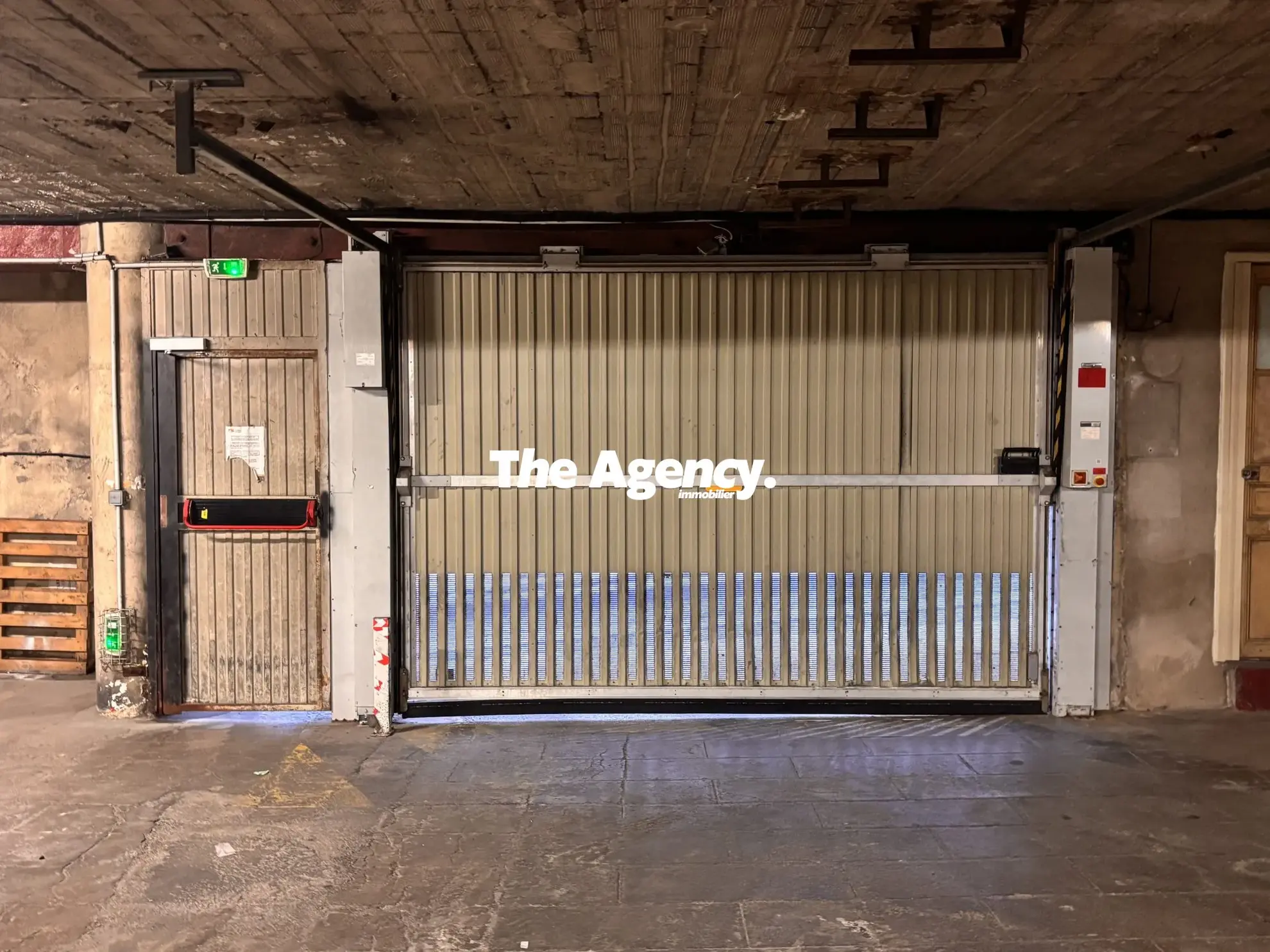 Place de parking sécurisée à vendre à Marseille Saint Victor 